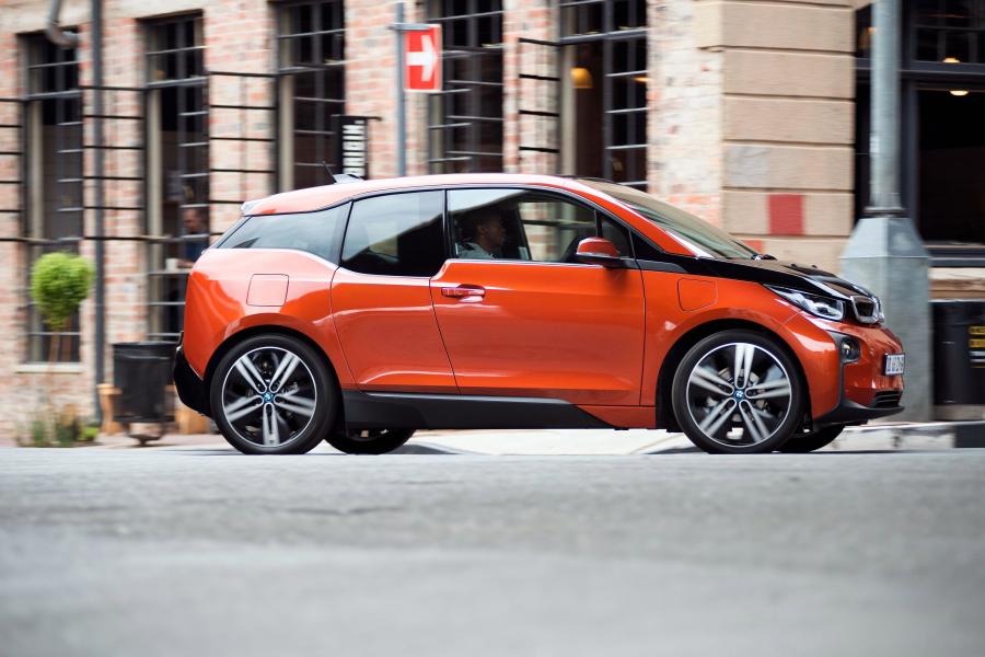  BMW i3 2015 года  (ZA) (фото 21 из 30)
